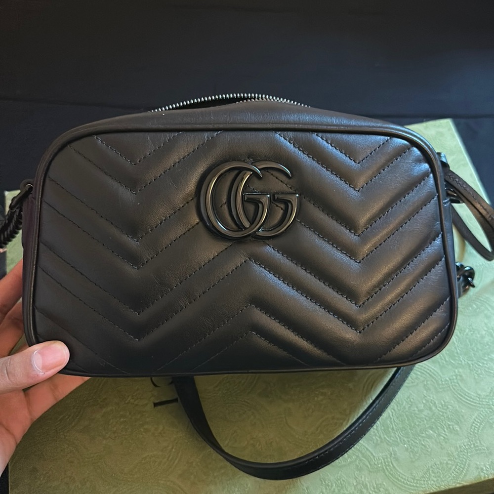 Gucci GG Marmont Shoulder Bag